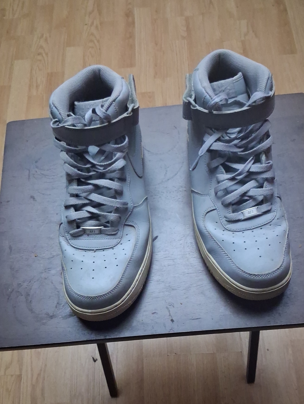 Nike High-Top Sneakers in Light Gray and Off-White
